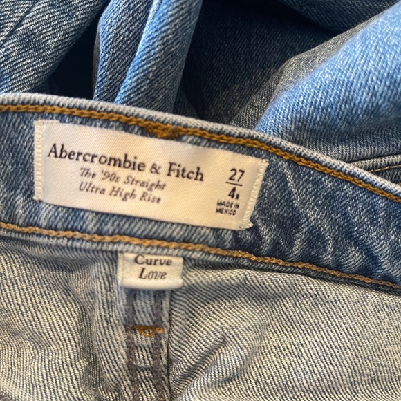 Abercrombie 90’s straight curve love ultra high rise jeans 4 - Picture 3 of 8